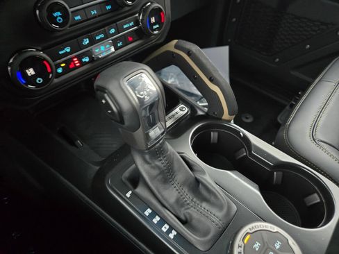 New 2025 Ford Bronco Badlands AWD/4WD image 20
