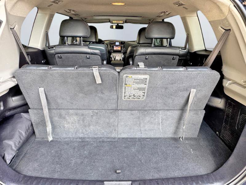 Used 2013 Toyota Highlander SE AWD/4WD image 18