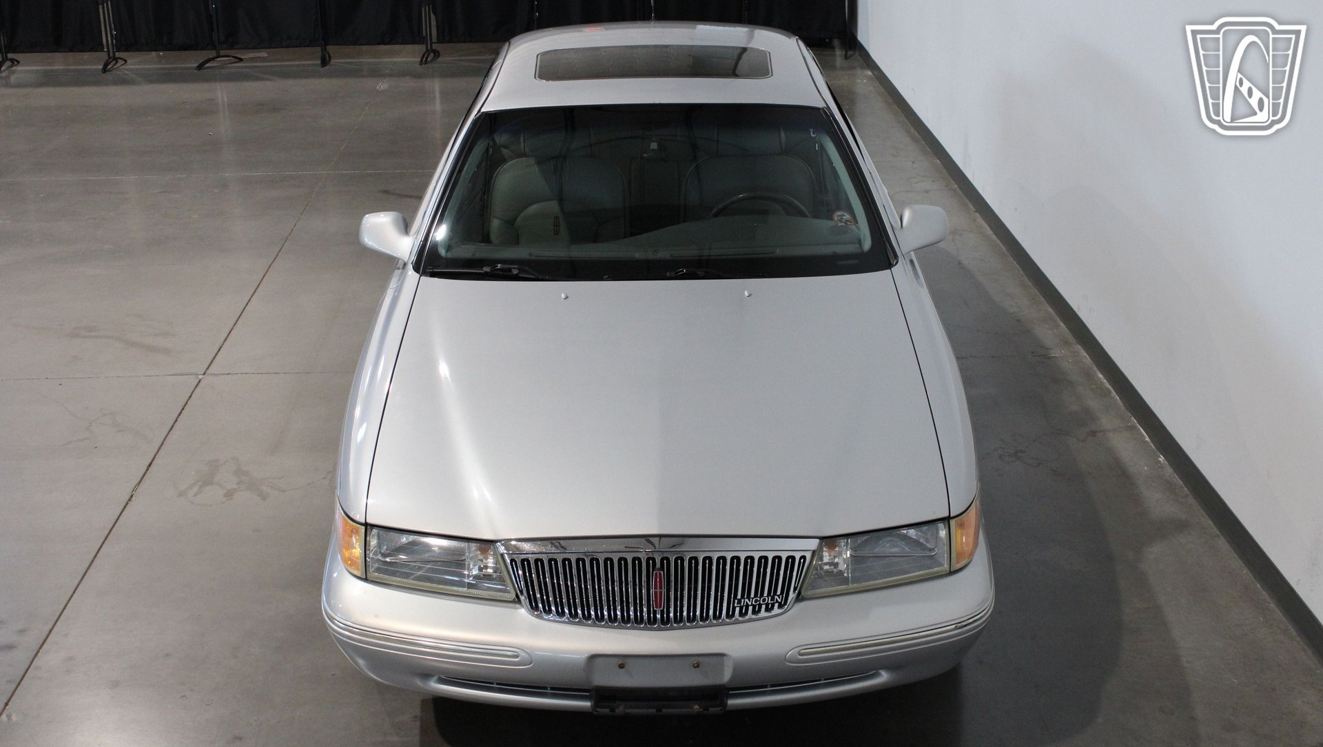 Used 1996 Lincoln Continental FWD image 5