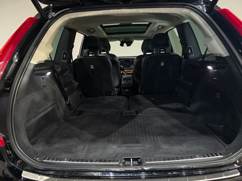Used 2022 Volvo XC90 T6 Momentum w/ Advanced Package image 36