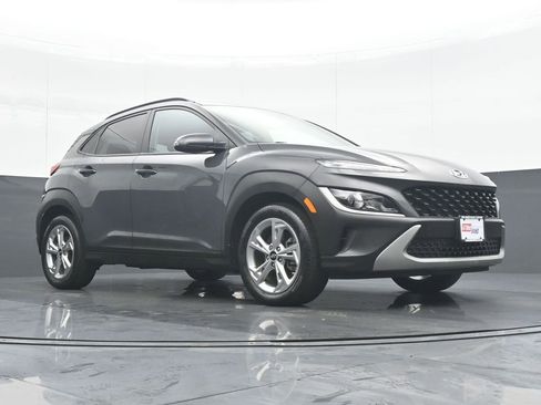 Used 2023 Hyundai Kona SEL AWD/4WD image 33