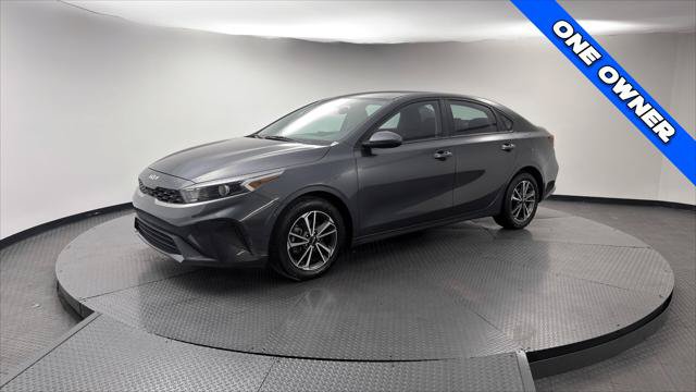 Used 2023 Kia Forte LXS FWD image 2