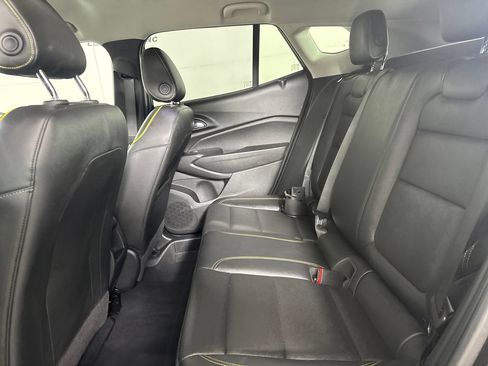 Used 2024 Chevrolet Trax ACTIV FWD image 22