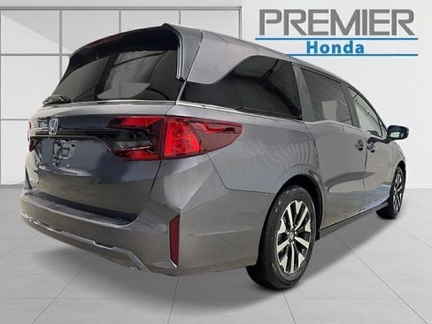 New 2026 Honda Odyssey EX-L image 6