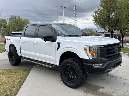 Used 2021 Ford F150 Lariat w/ Equipment Group 501A Mid image 7