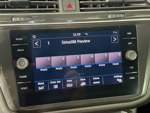 Used 2019 Volkswagen Tiguan SEL image 16