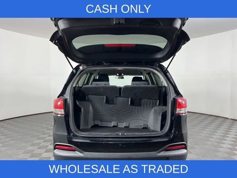 Used 2017 Kia Sorento LX image 42