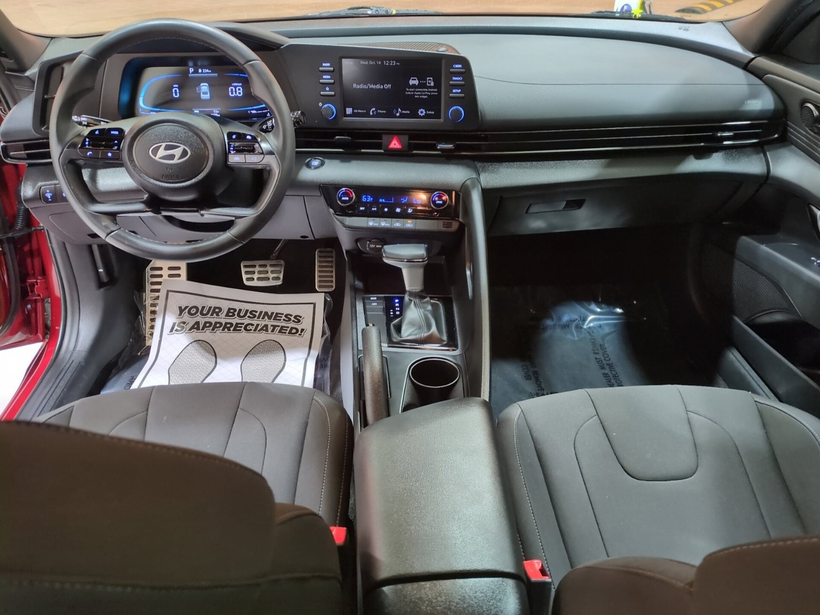 Used 2025 Hyundai Elantra Sport FWD image 15