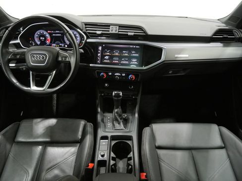Used 2021 Audi Q3 2.0T Premium Plus w/ Premium Plus Package AWD/4WD image 11
