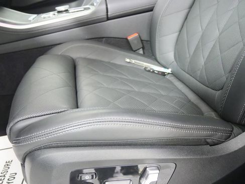 Certified 2026 BMW X5 xDrive40i image 9