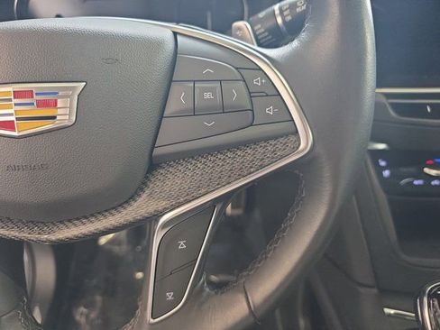 Used 2022 Cadillac XT5 Sportv image 19