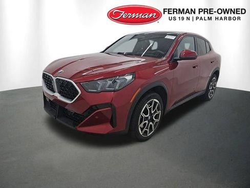Used 2025 BMW X2 xDrive28i image 3