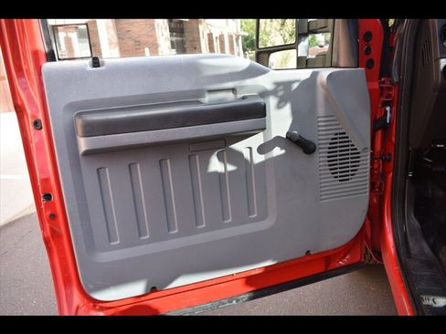 Used 2015 Ford F250 XL w/ XL Value Package image 16