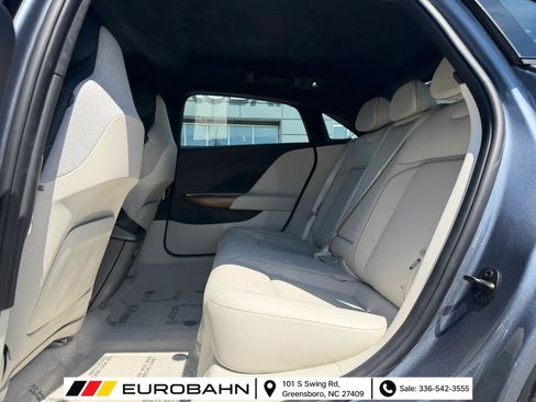Used 2024 Lucid Air Touring AWD/4WD image 10