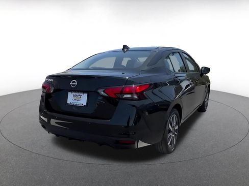 Used 2025 Nissan Versa SV FWD image 14