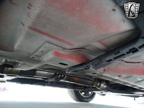 Used 1991 Cadillac Allante image 19