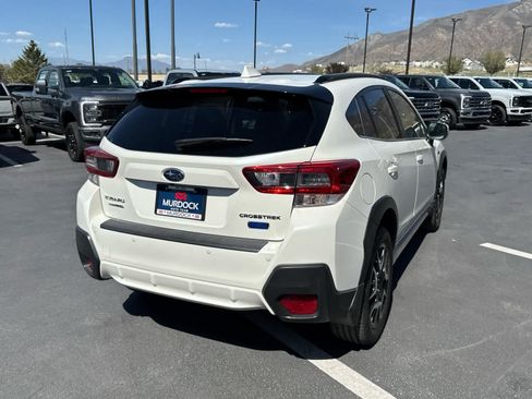 Used 2022 Subaru Crosstrek Hybrid w/ Moonroof Package w/Navigation AWD/4WD image 8