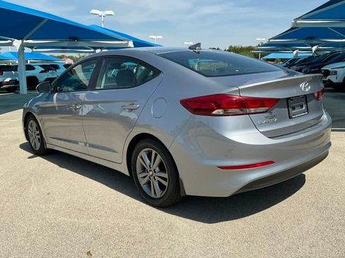 Used 2017 Hyundai Elantra Value Edition FWD image 4