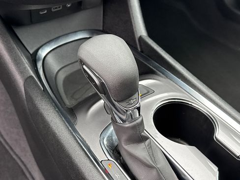 Used 2025 Chevrolet Malibu LT image 28
