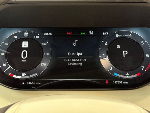 Used 2023 Land Rover Range Rover SE AWD/4WD image 23