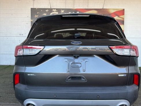 Used 2020 Ford Escape SEL image 14