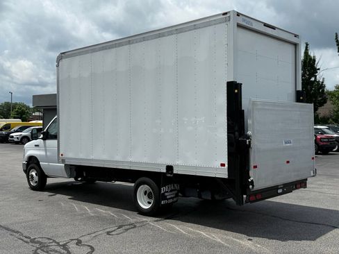 New 2024 Ford E-450 and Econoline 450 Super Duty w/ Power Windows & Locks Group image 3