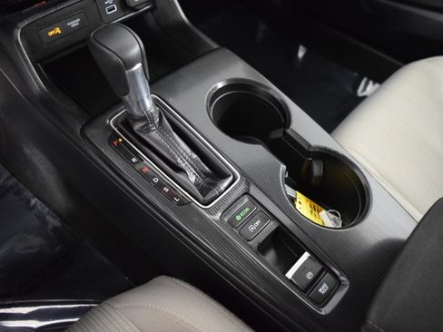 Certified 2023 Honda Civic LX image 17