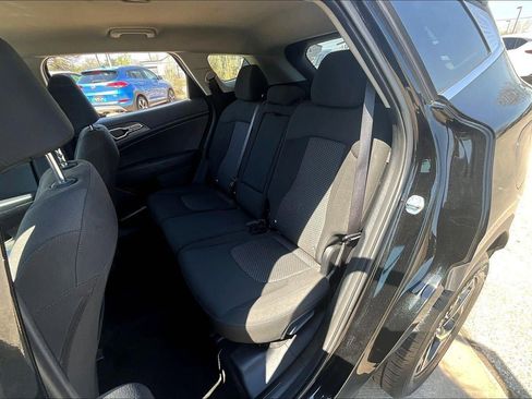 Used 2024 Kia Sportage LX image 22