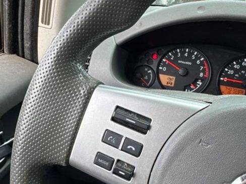 Used 2019 Nissan Frontier SV AWD/4WD image 18
