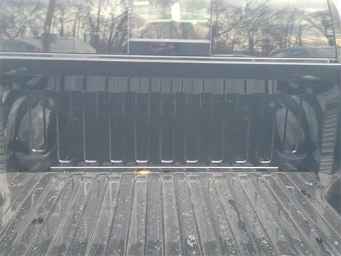 New 2026 RAM 1500 4x4 Crew Cab image 11