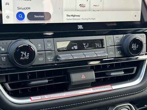 New 2026 Toyota Grand Highlander Limited image 19