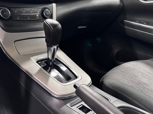 Used 2015 Nissan Sentra SV w/ Navigation Package FWD image 15