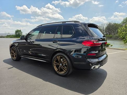 Used 2021 BMW X7 xDrive40i w/ M Sport Package AWD/4WD image 10