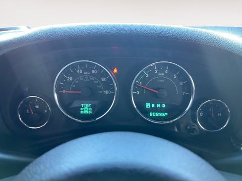 Used 2015 Jeep Wrangler Sahara w/ Connectivity Group image 19