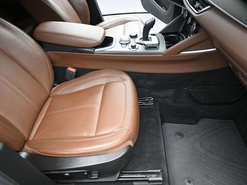 Used 2020 Alfa Romeo Stelvio Ti image 26