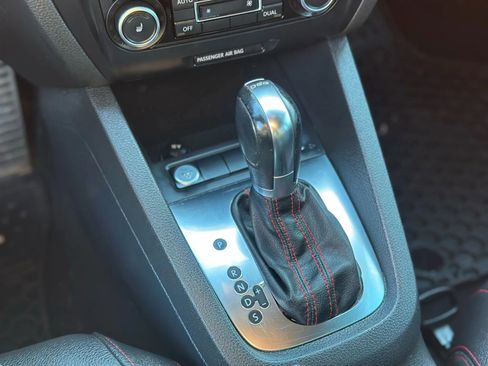 Used 2012 Volkswagen Jetta GLI image 30