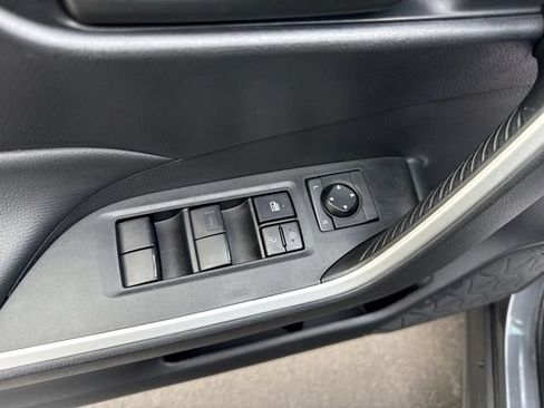Certified 2023 Toyota RAV4 LE AWD/4WD image 16