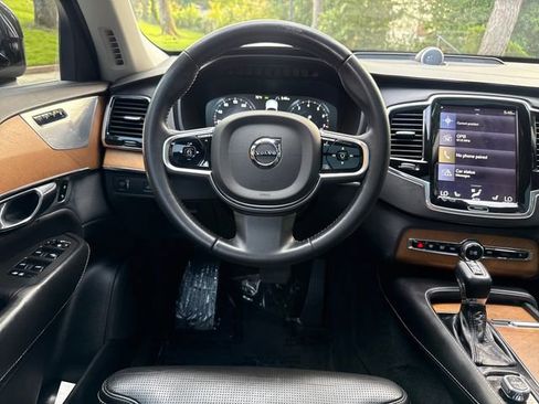 Used 2017 Volvo XC90 T6 Inscription w/ Vision Package AWD/4WD image 14