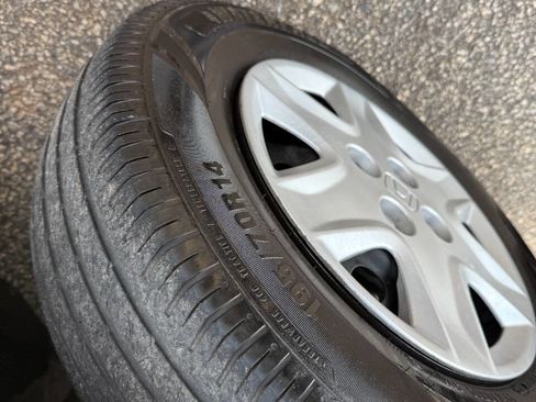 Used 2003 Honda Civic LX image 2