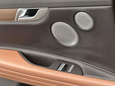 Used 2024 Genesis G80 2.5T w/ Advanced Package image 23