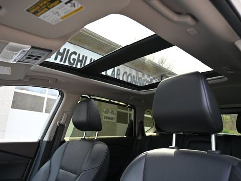 Used 2023 Nissan Rogue SV w/ SV Premium B Package AWD/4WD image 2