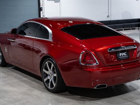 Used 2019 Rolls-Royce Wraith RWD image 4