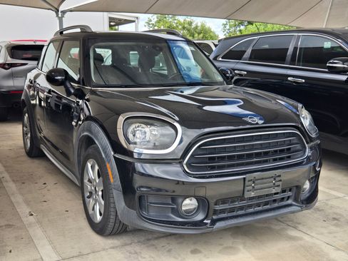 Used 2019 MINI Cooper Countryman FWD image 1
