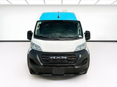 Used 2023 RAM ProMaster 2500 FWD image 2