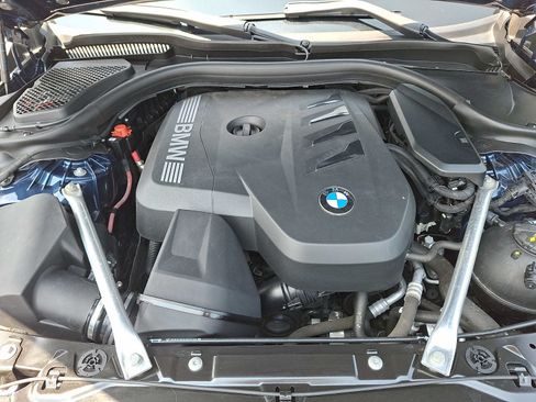Used 2024 BMW 530i xDrive w/ Premium Package AWD/4WD image 28