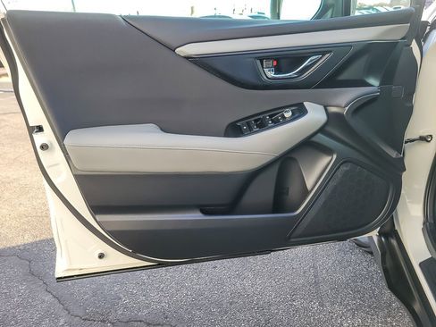 Certified 2025 Subaru Outback Premium w/ Popular Package #1A image 16