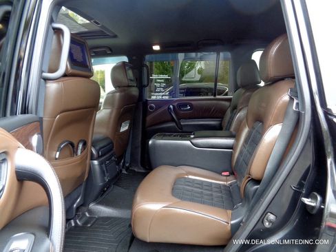 Used 2019 Nissan Armada Platinum w/ Captain's Chairs Package AWD/4WD image 23