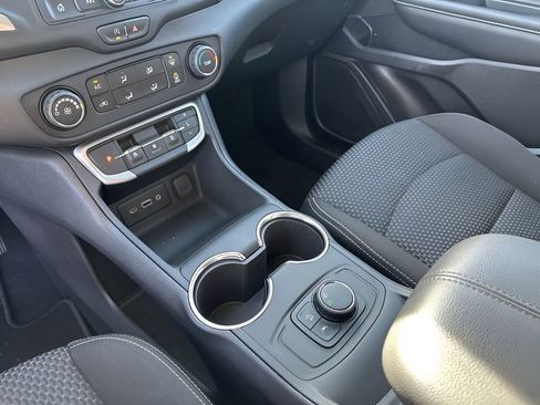 Certified 2024 GMC Terrain SLE image 37