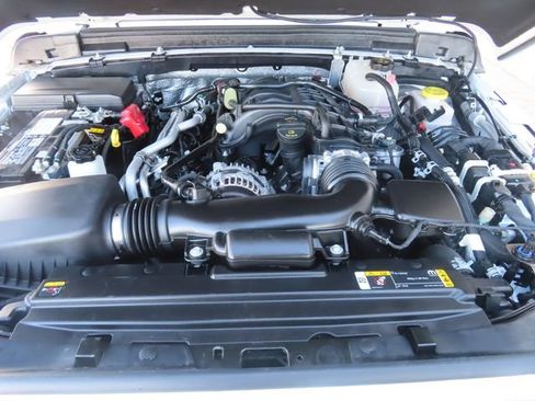 Used 2024 Jeep Wrangler Sahara w/ Technology Group image 14