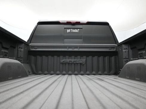 Used 2024 GMC Sierra 1500 AT4 w/ Technology Package AWD/4WD image 7